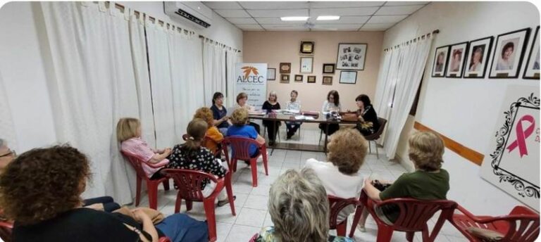 Alcec cumplió 61 años de lucha solidaria contra el cáncer